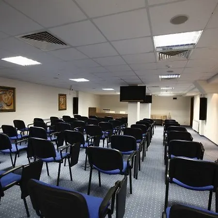 Отель Belmont 3*